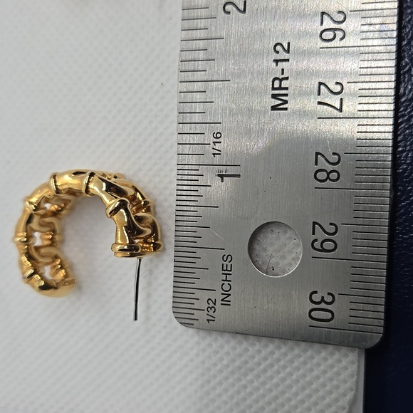 Gold Chain Link Hoop Earrings - Picture 13 of 14